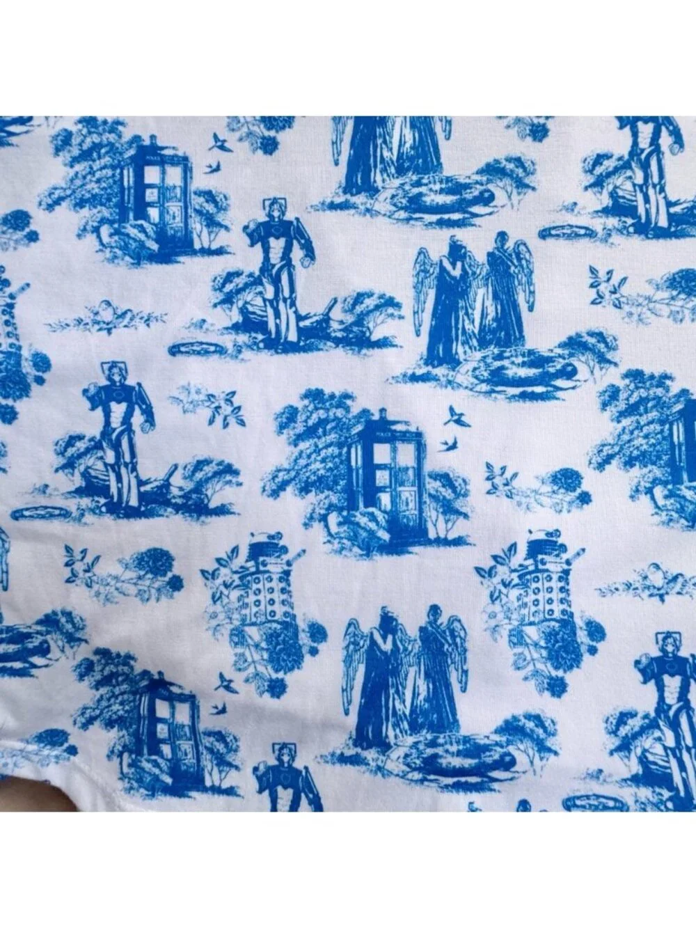White & Blue Skater Skirt Women’s XL - Picture 3 of 4